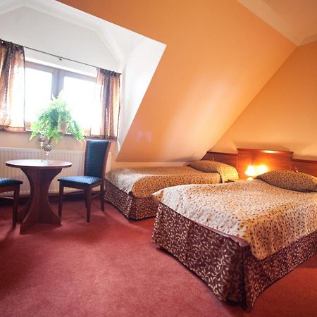 Hotel Concordia Podgorzyn Bagian luar foto
