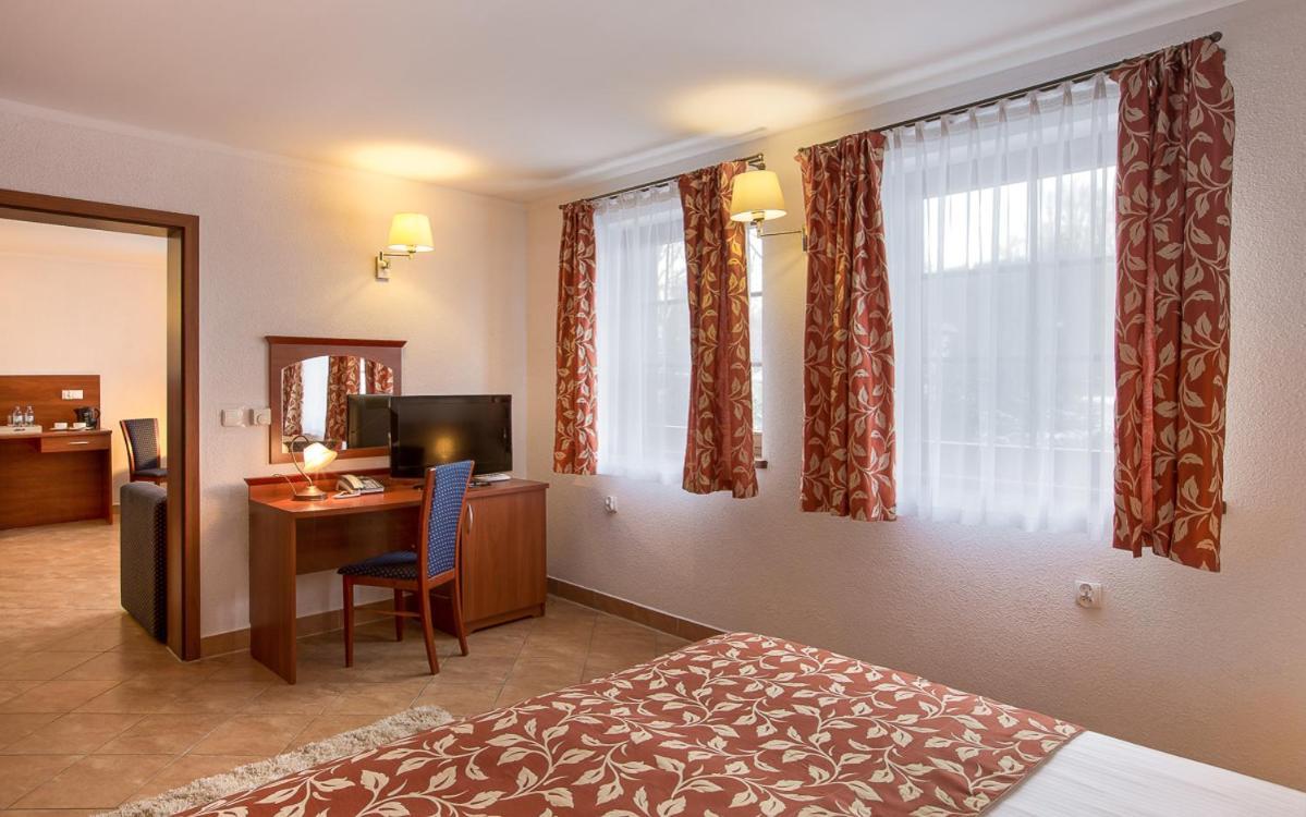 Hotel Concordia Podgorzyn Bagian luar foto